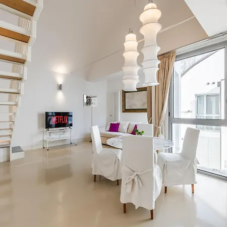 Scalo 10 Con Posto Auto Apartment Bologna