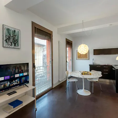 Scalo 10 Con Posto Auto Apartment